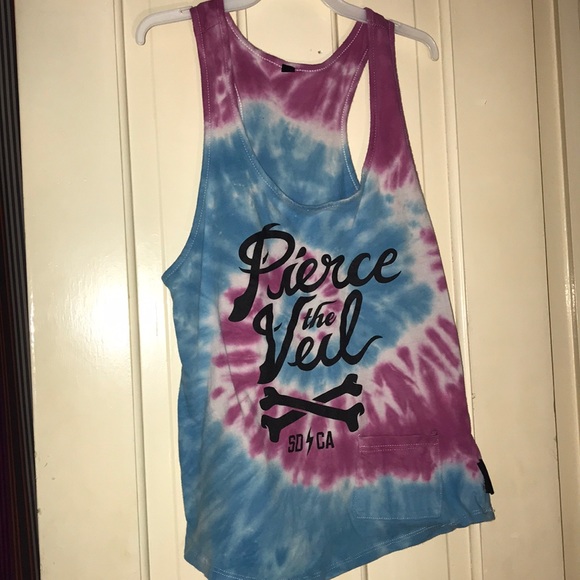 Hot Topic Tops - 5/$25 ✨ Pierce the Veil Tank Top